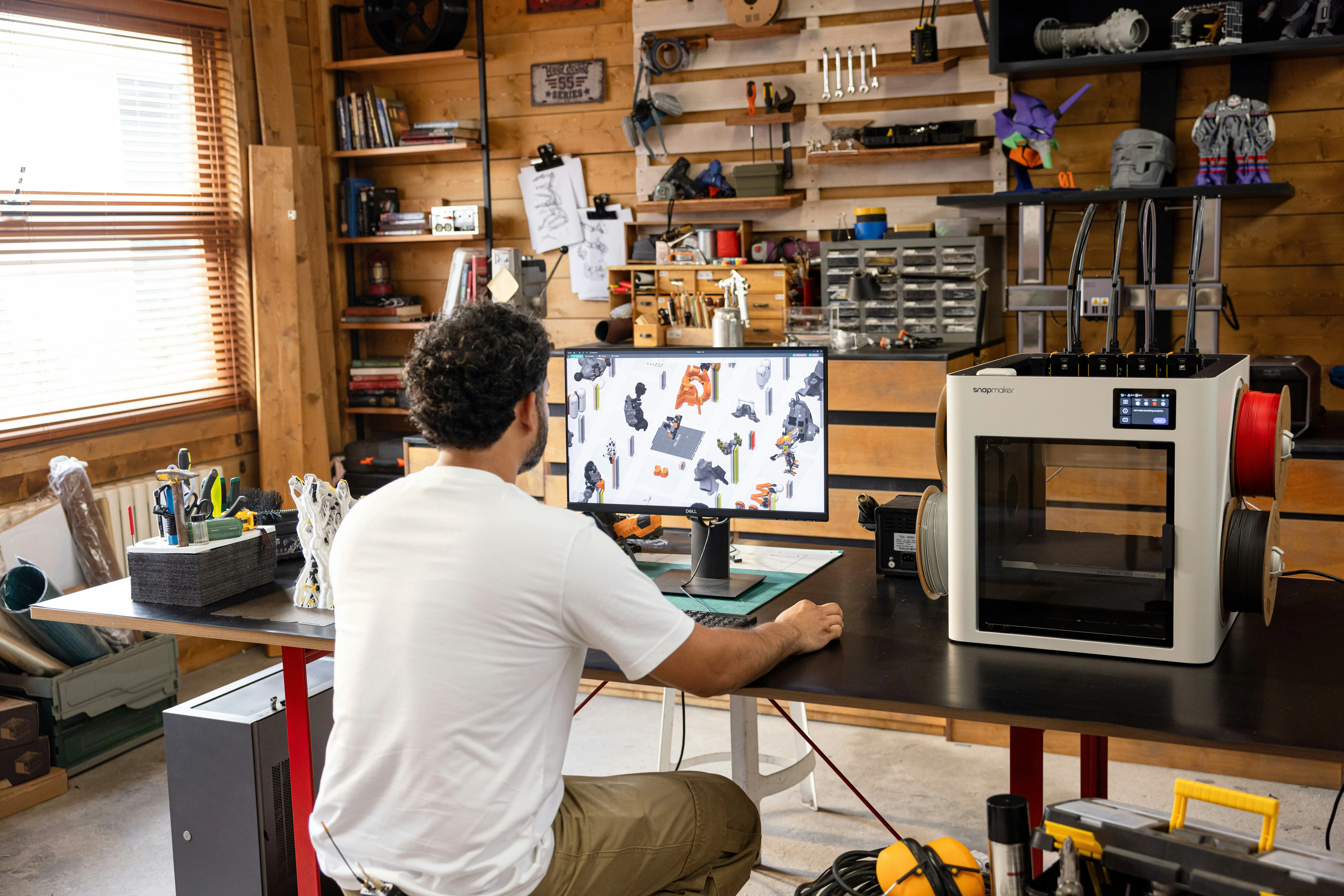 Concept design and product development from initial idea to viable product